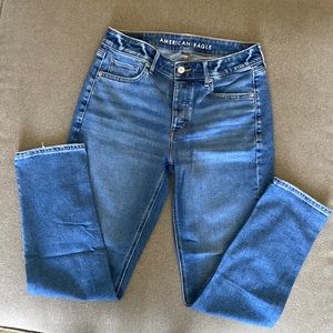 AE Low-Rise Stretch Tomgirl Jeans